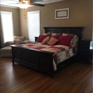 Pottery Barn King Vintage Stripe Quilt